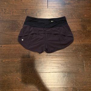 Lululemon Speed Up Mid-Rise Short 2.5”